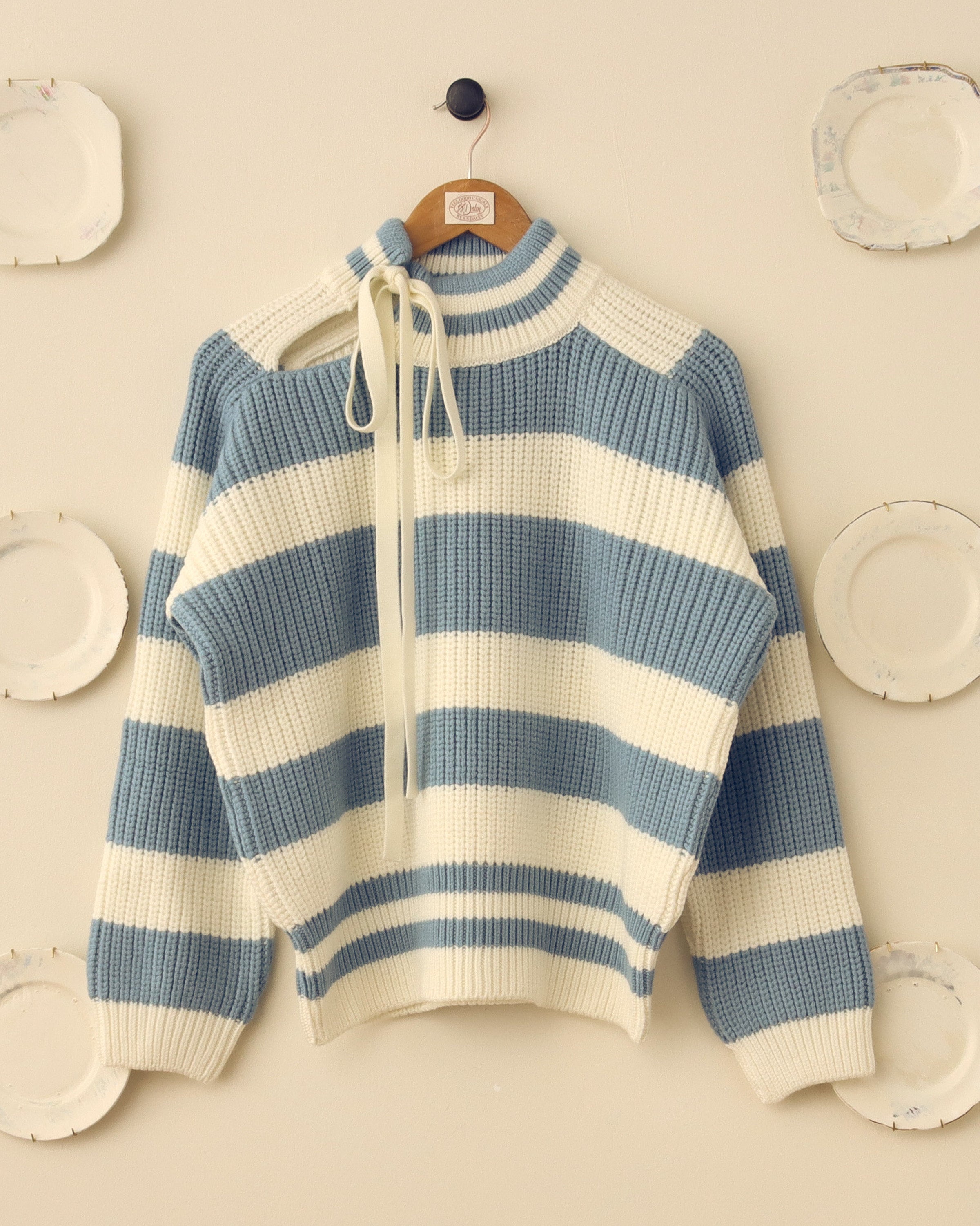 Lawrence Slashed Crewneck Sweater - Powder blue & Ecru — S.S.DALEY