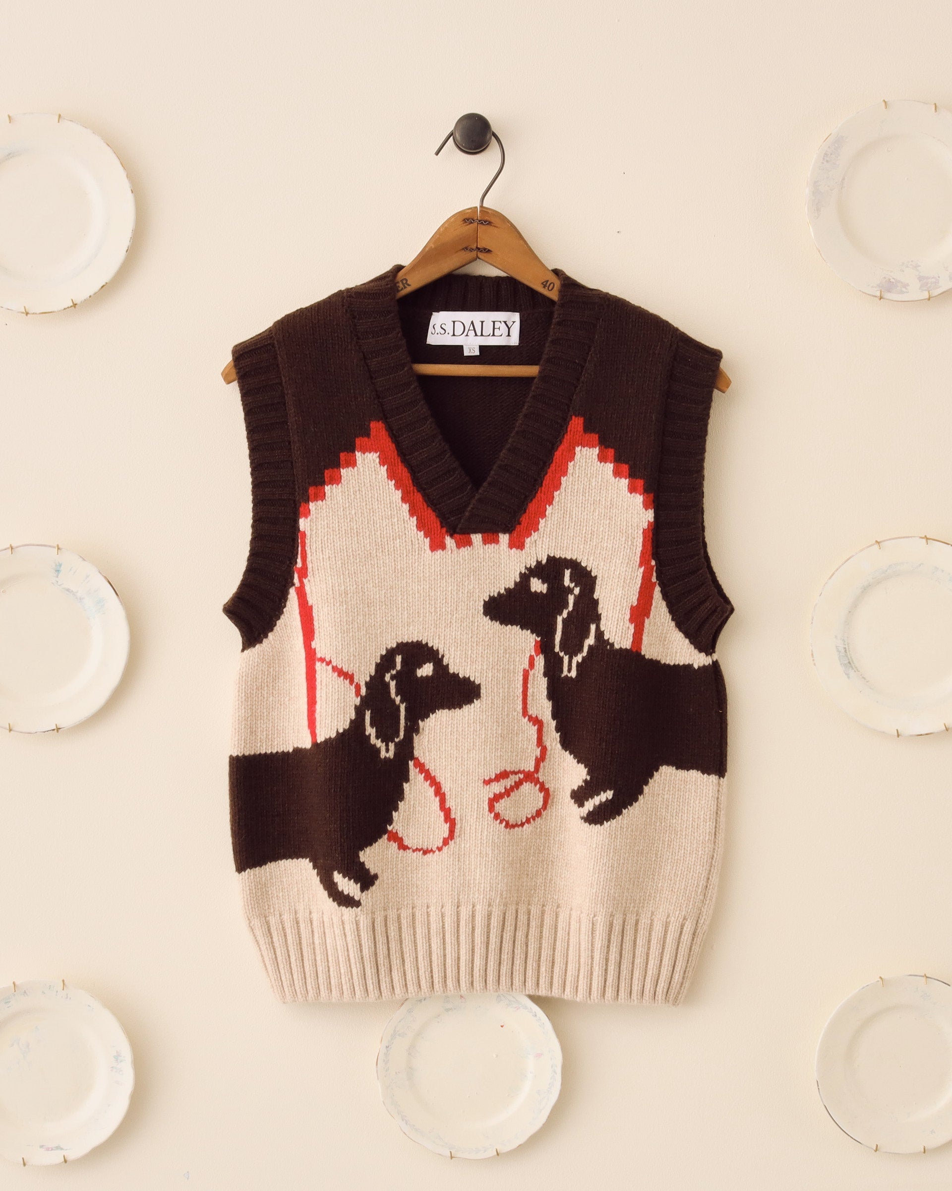 'Harold' Sweater Vest - Brown/Ecru