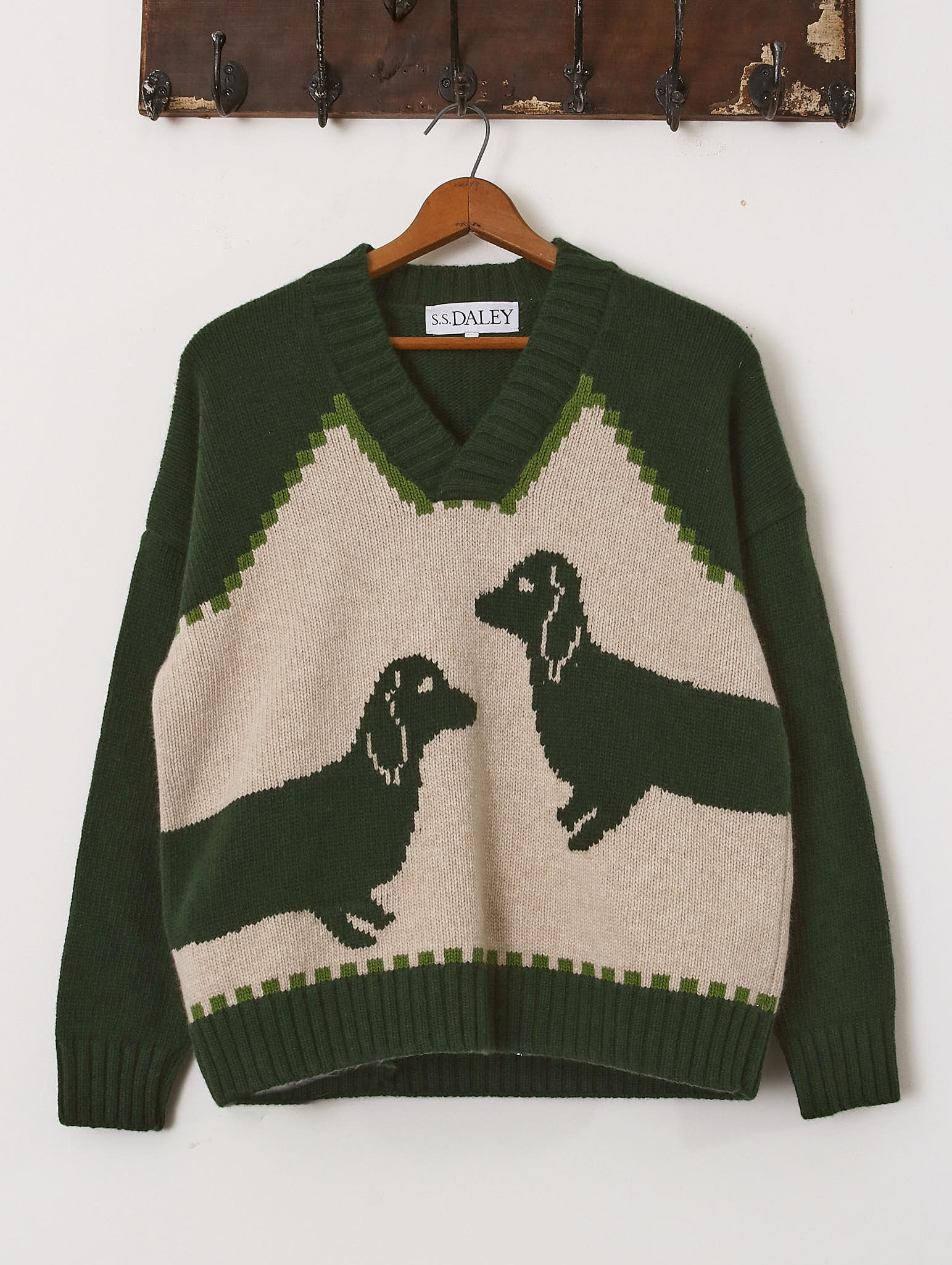 Harold V-Neck Sweater - Olive/Ecru
