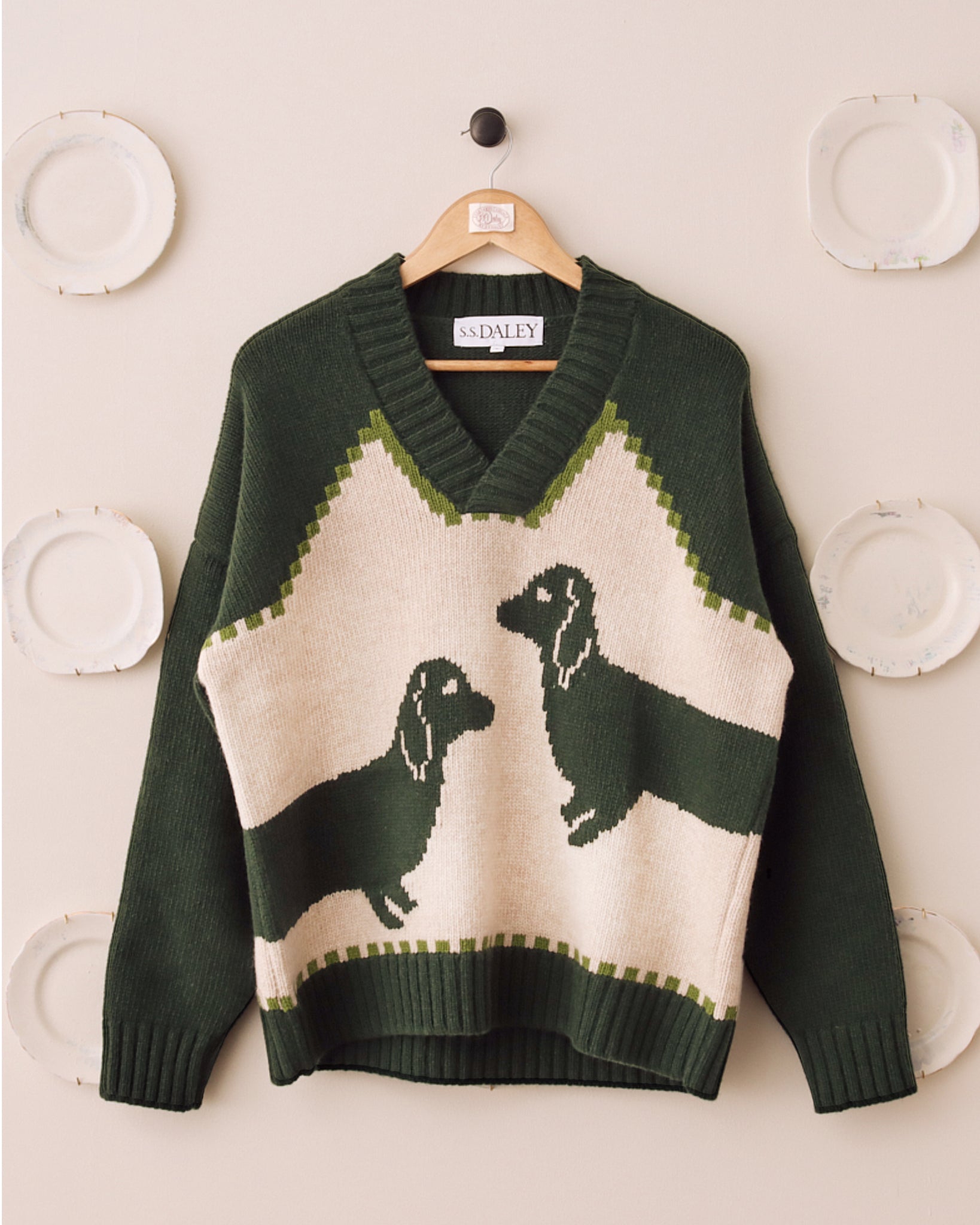 'Harold' V-Neck Sweater - Olive/Ecru