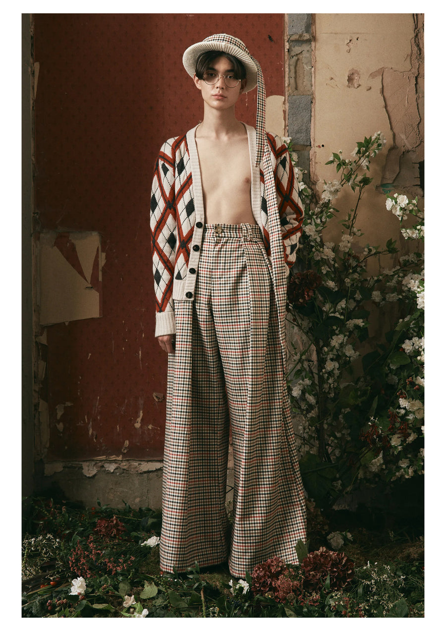 Spring / Summer 2022 — Runway